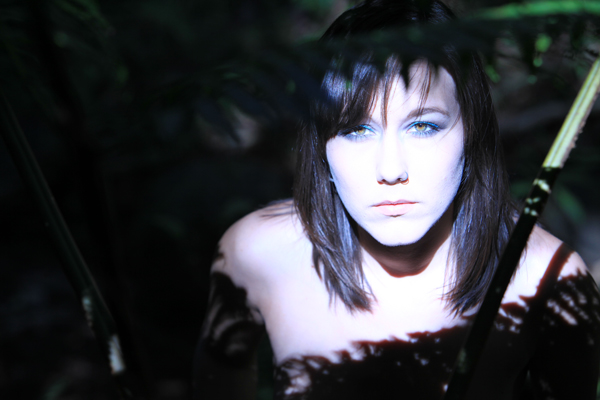 http://www.artofwomen.com/mmodels/sinn0001.jpg